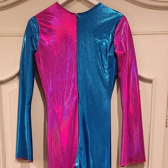 Super hot pink Metallic blue v neck fitted Jumpsuit.M8 costom made. - Picture 6 of 7